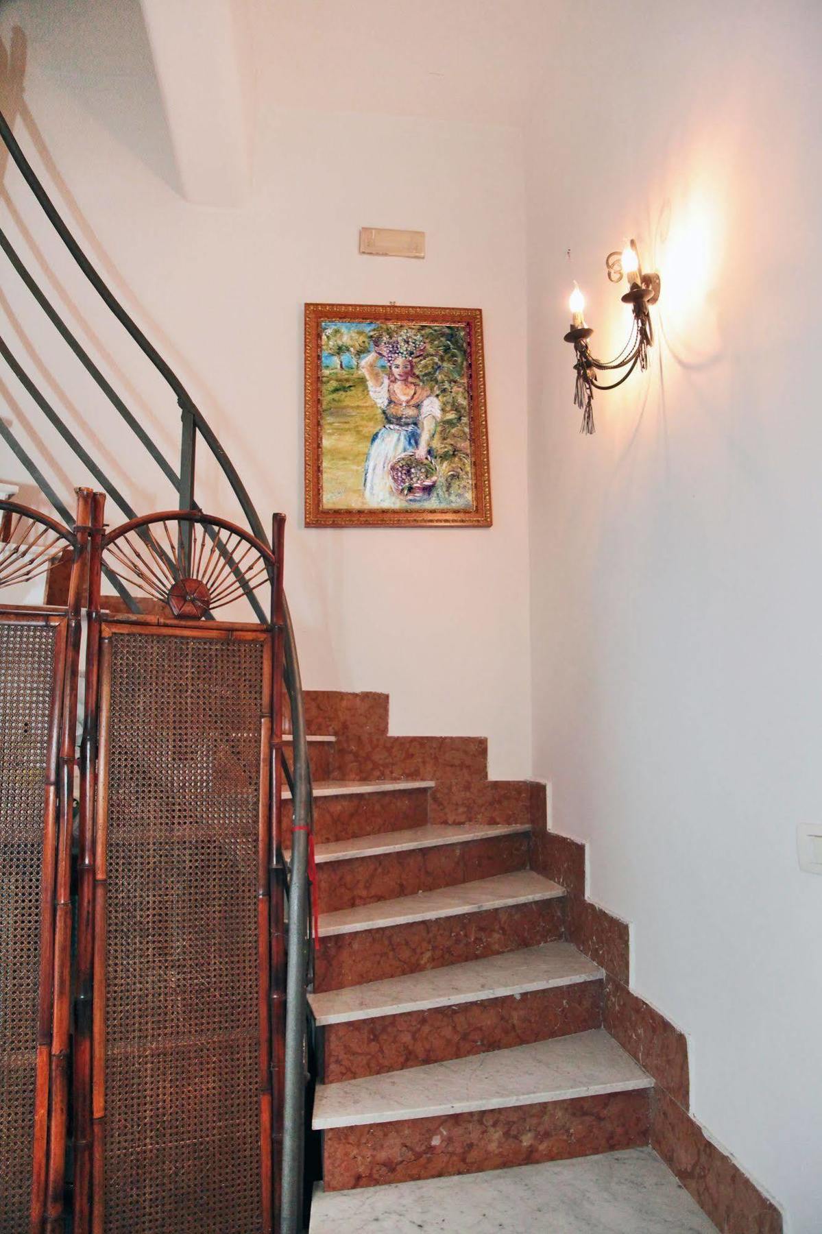 Crispi Rooms CTA Exterior foto